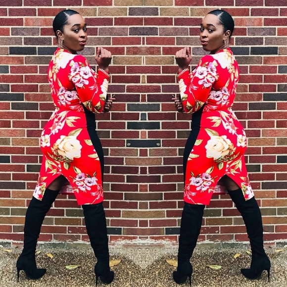 Long Sleeve Floral Print Fitted Midi Dress - Picture 4 of 4